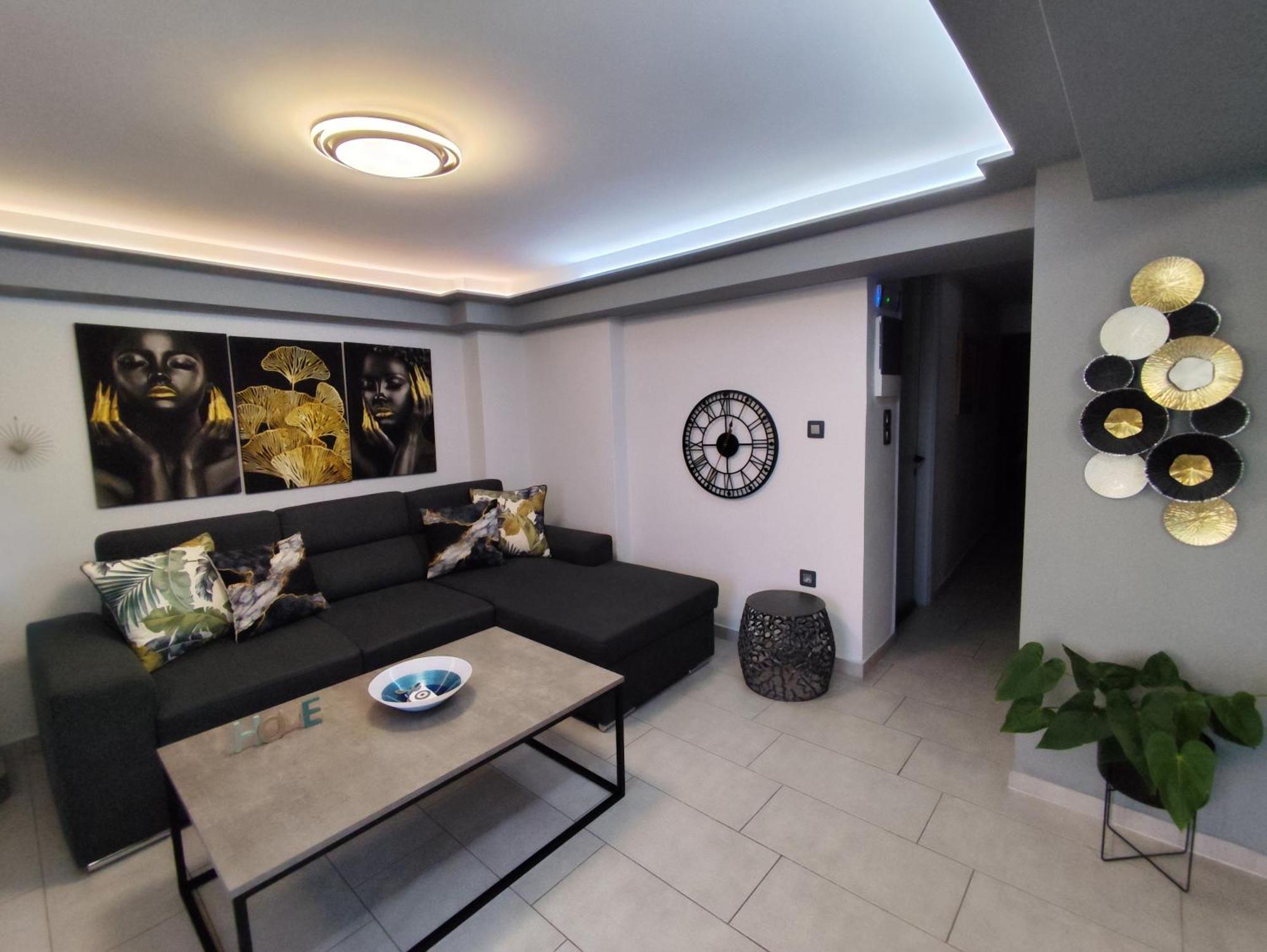 Anastasia'S Apartment With Yard Athena Bagian luar foto