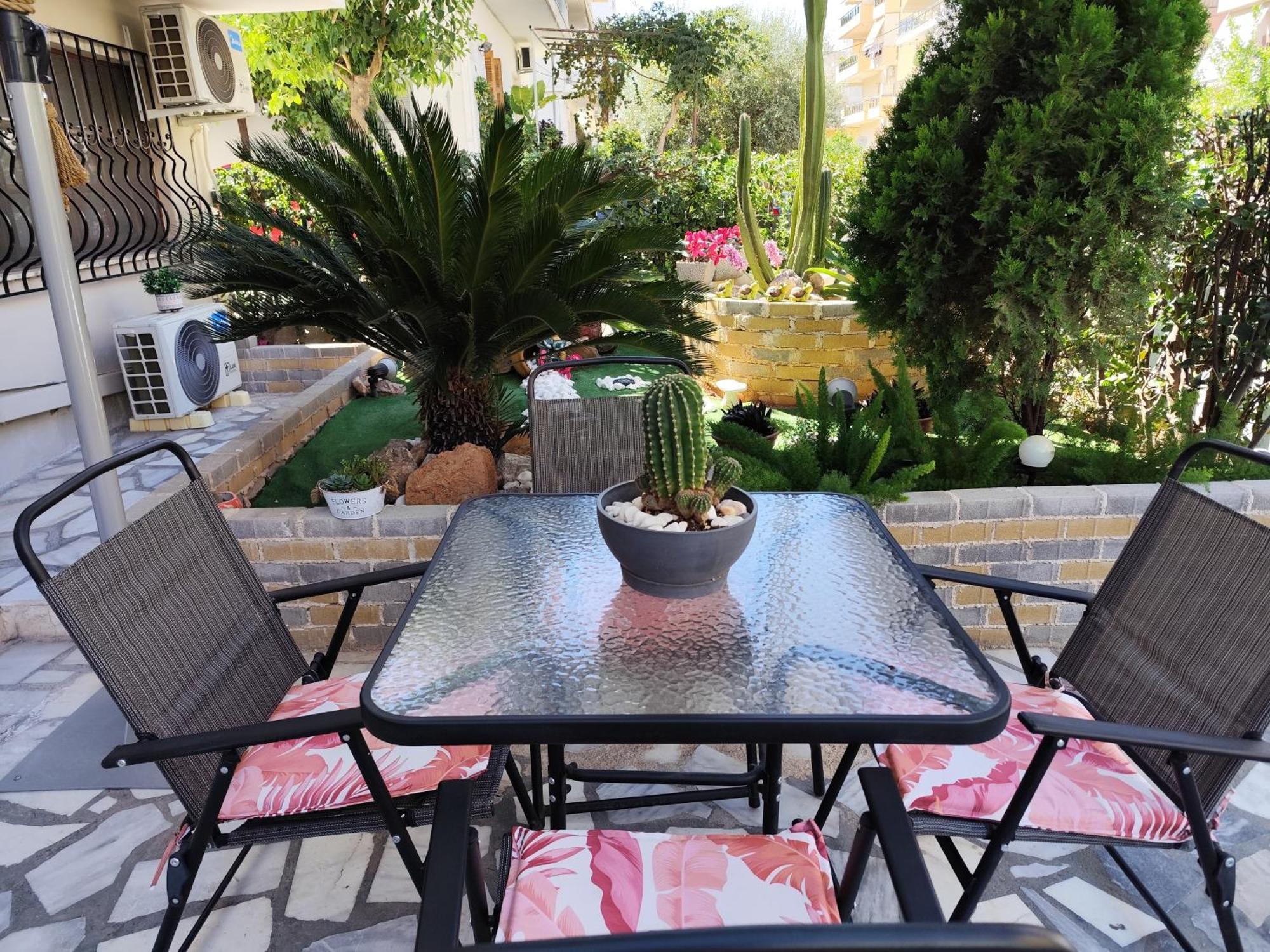Anastasia'S Apartment With Yard Athena Bagian luar foto