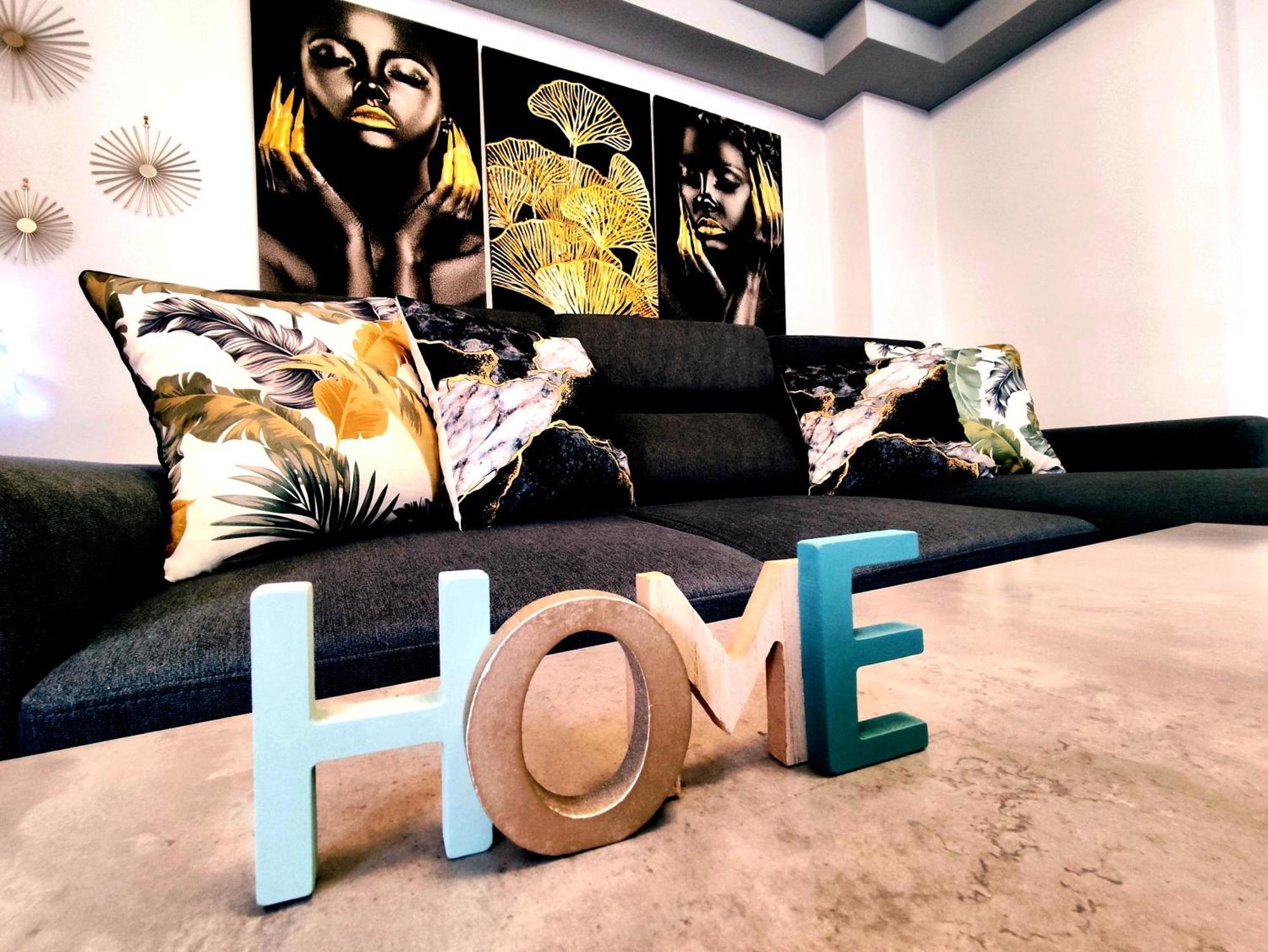 Anastasia'S Apartment With Yard Athena Bagian luar foto